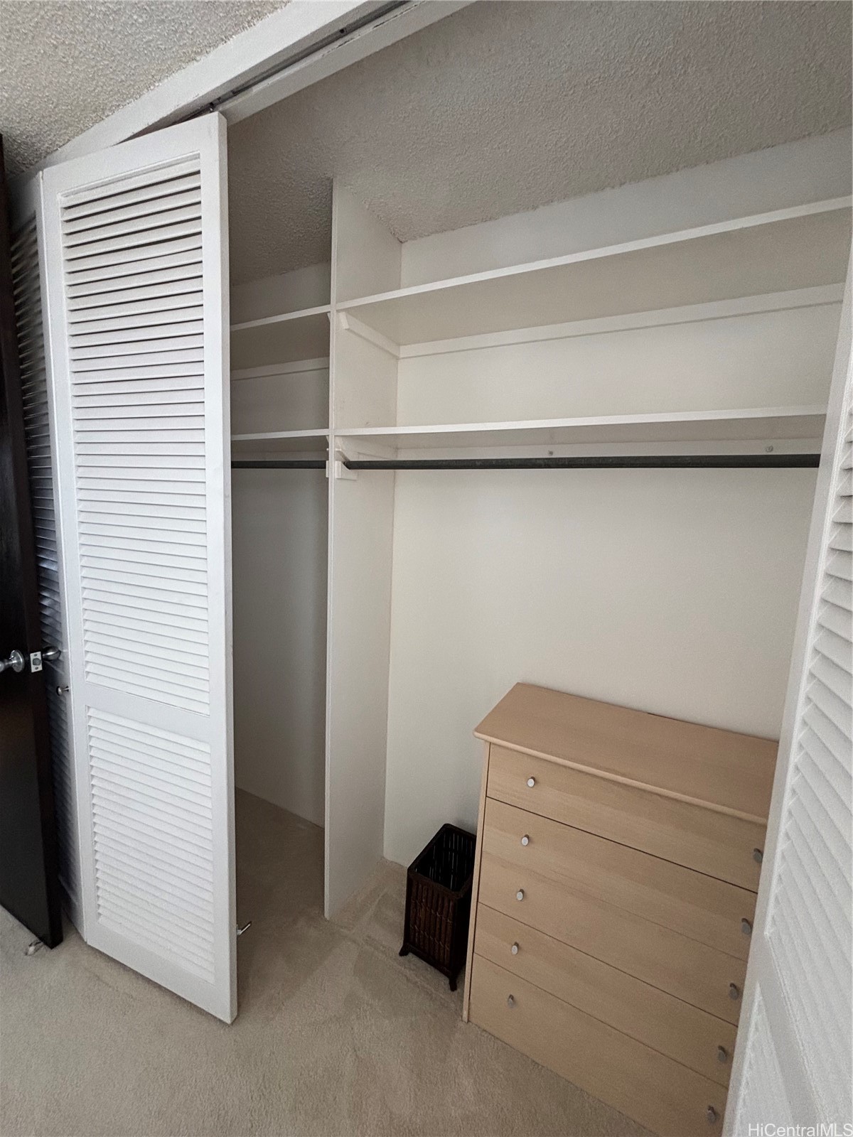 1212 Punahou Street 1005 Property Photo 18