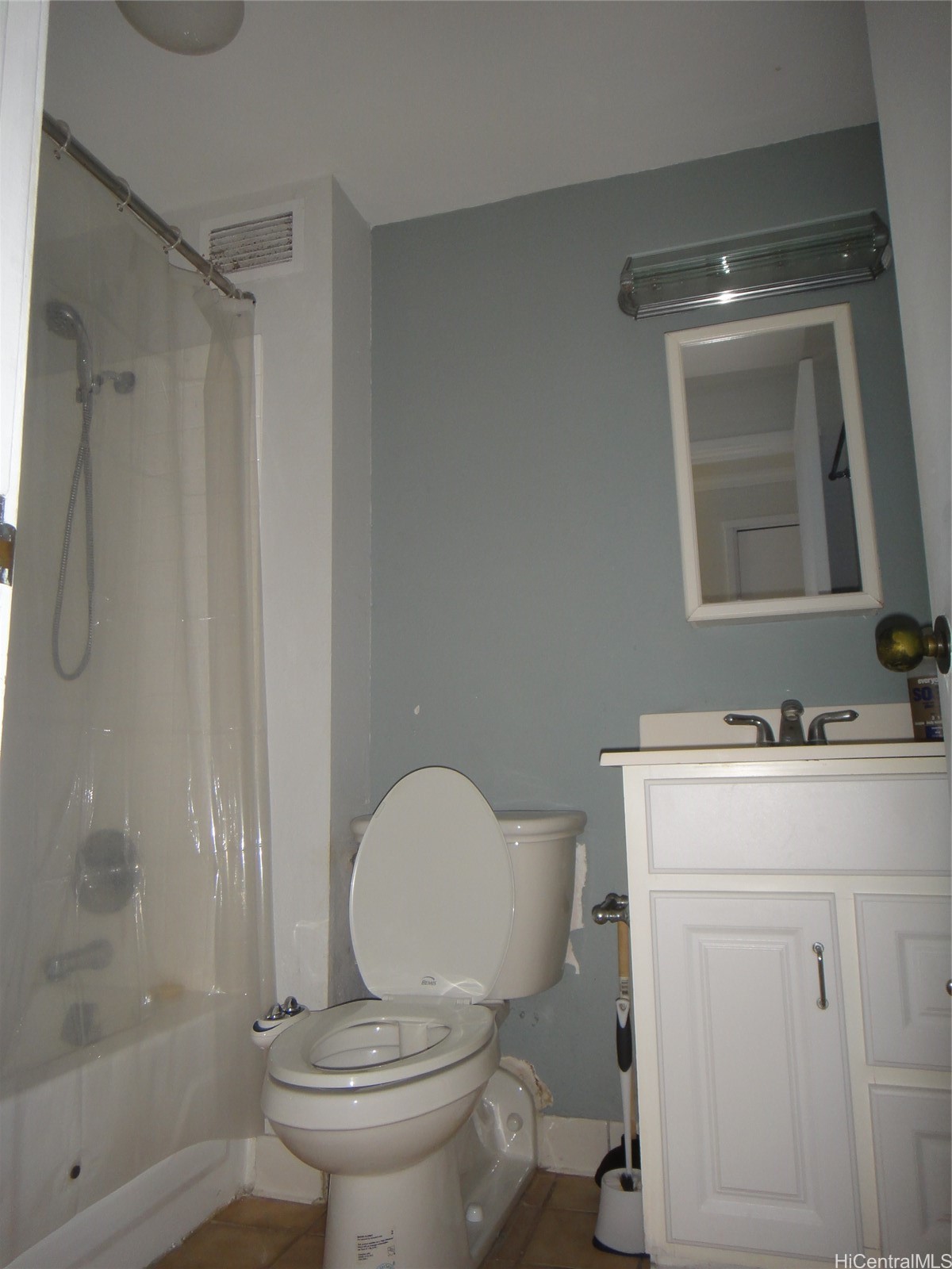 2211 Ala Wai Boulevard 2103 Property Photo 9