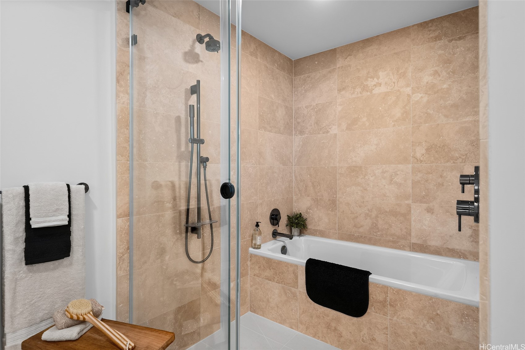 333 Ward Avenue 3406 Property Photo 6