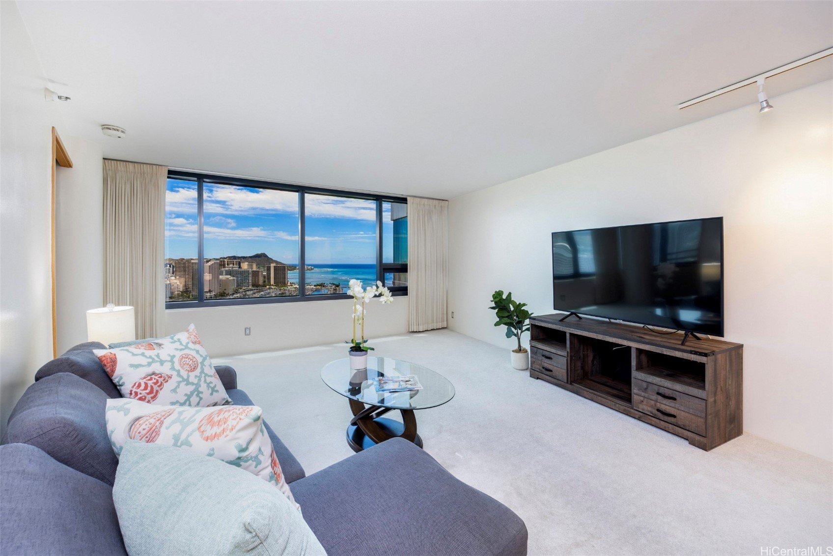 1330 Ala Moana Boulevard 3807 Property Photo 1