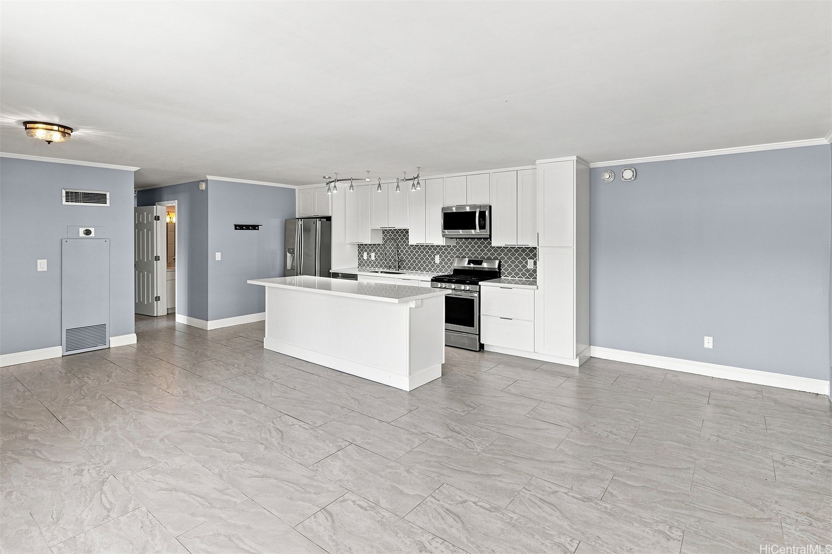 2215 Aloha Drive Dh401(4j) Property Photo 2