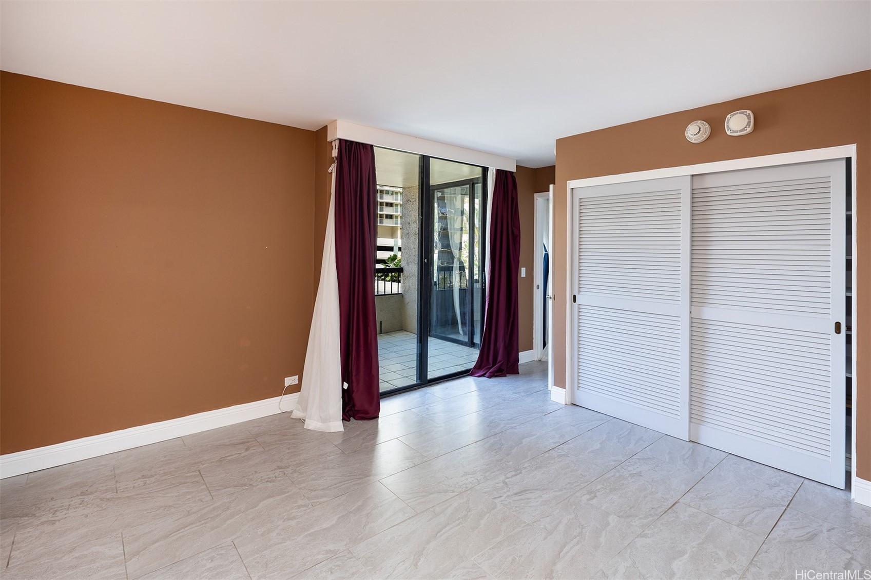 2215 Aloha Drive Dh401(4j) Property Photo 8