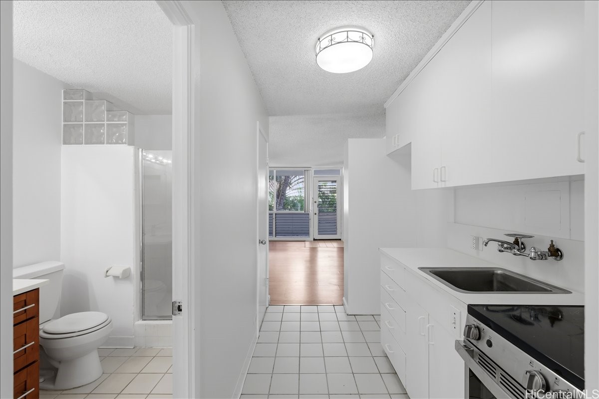 425 Ena Road 207b Property Photo 6