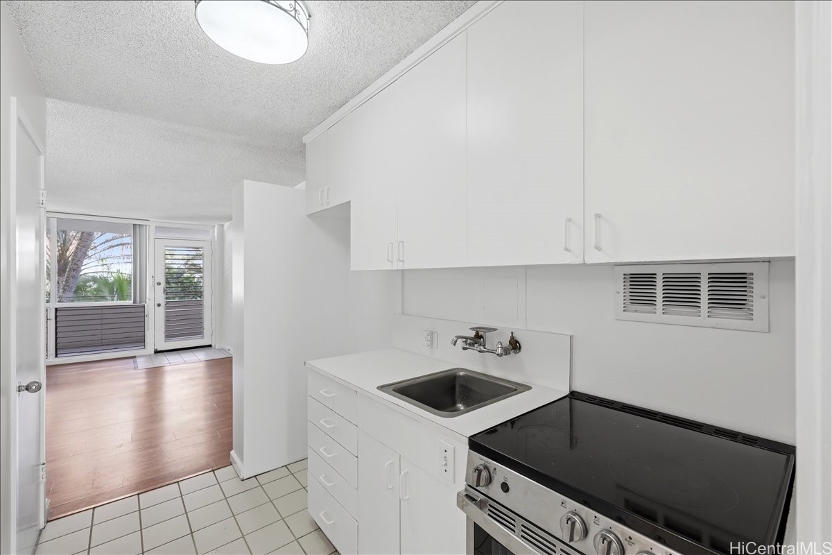 425 Ena Road 207b Property Photo 7