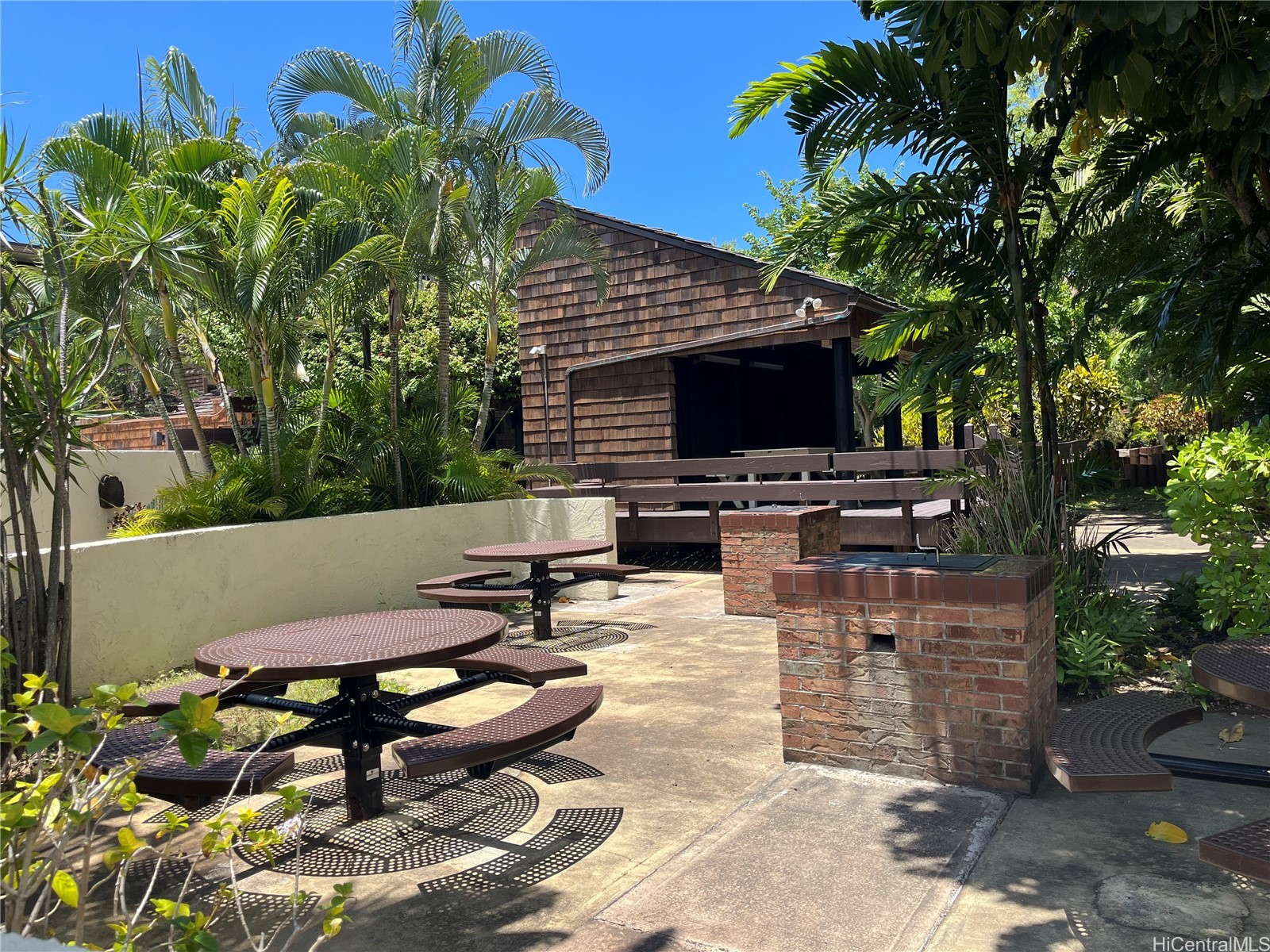 1015 Aoloa Place 249 Property Photo 2