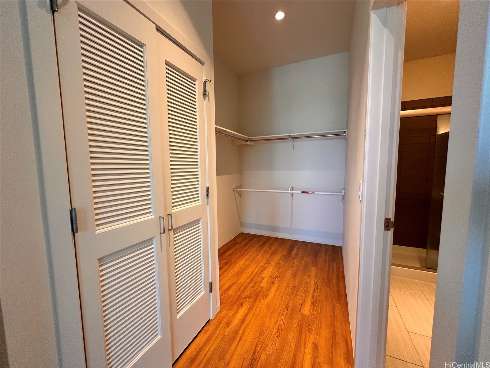 600 Ala Moana Boulevard 603 Property Photo 4