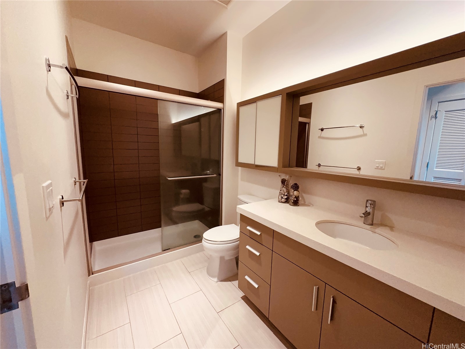 600 Ala Moana Boulevard 603 Property Photo 5
