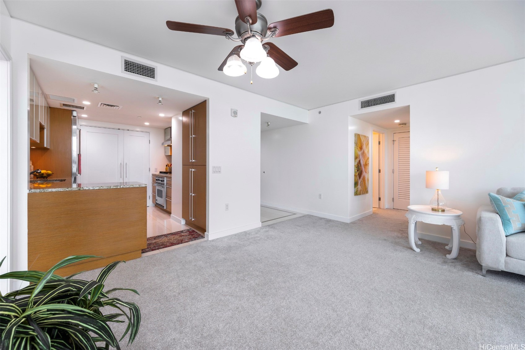 1177 Queen Street 2407 Property Photo 8
