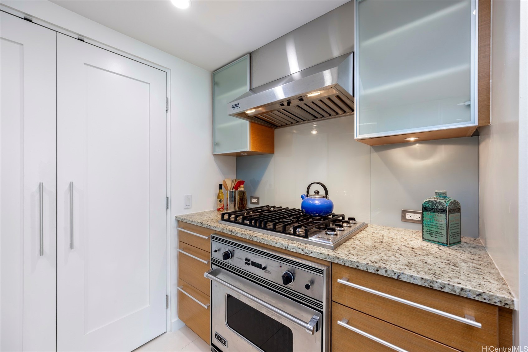 1177 Queen Street 2407 Property Photo 10