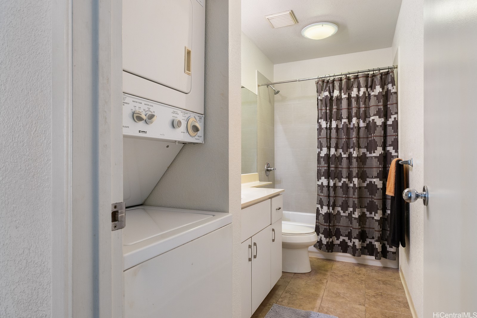 492 Mananai Place 13e Property Photo 12