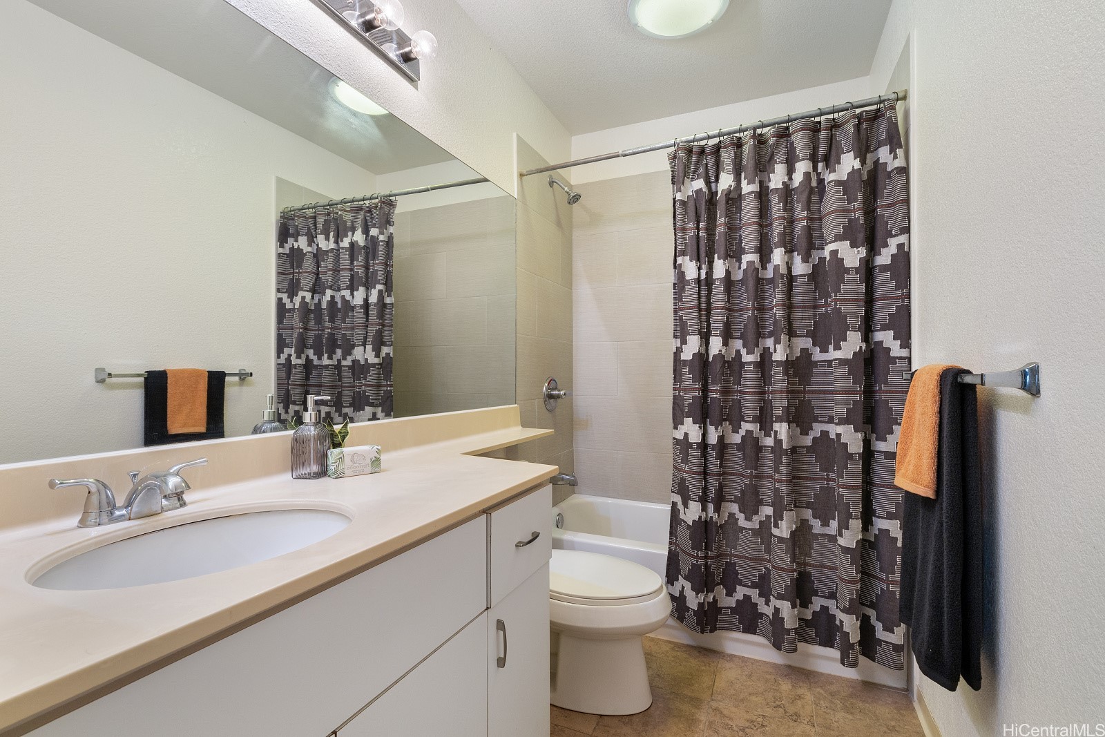 492 Mananai Place 13e Property Photo 13