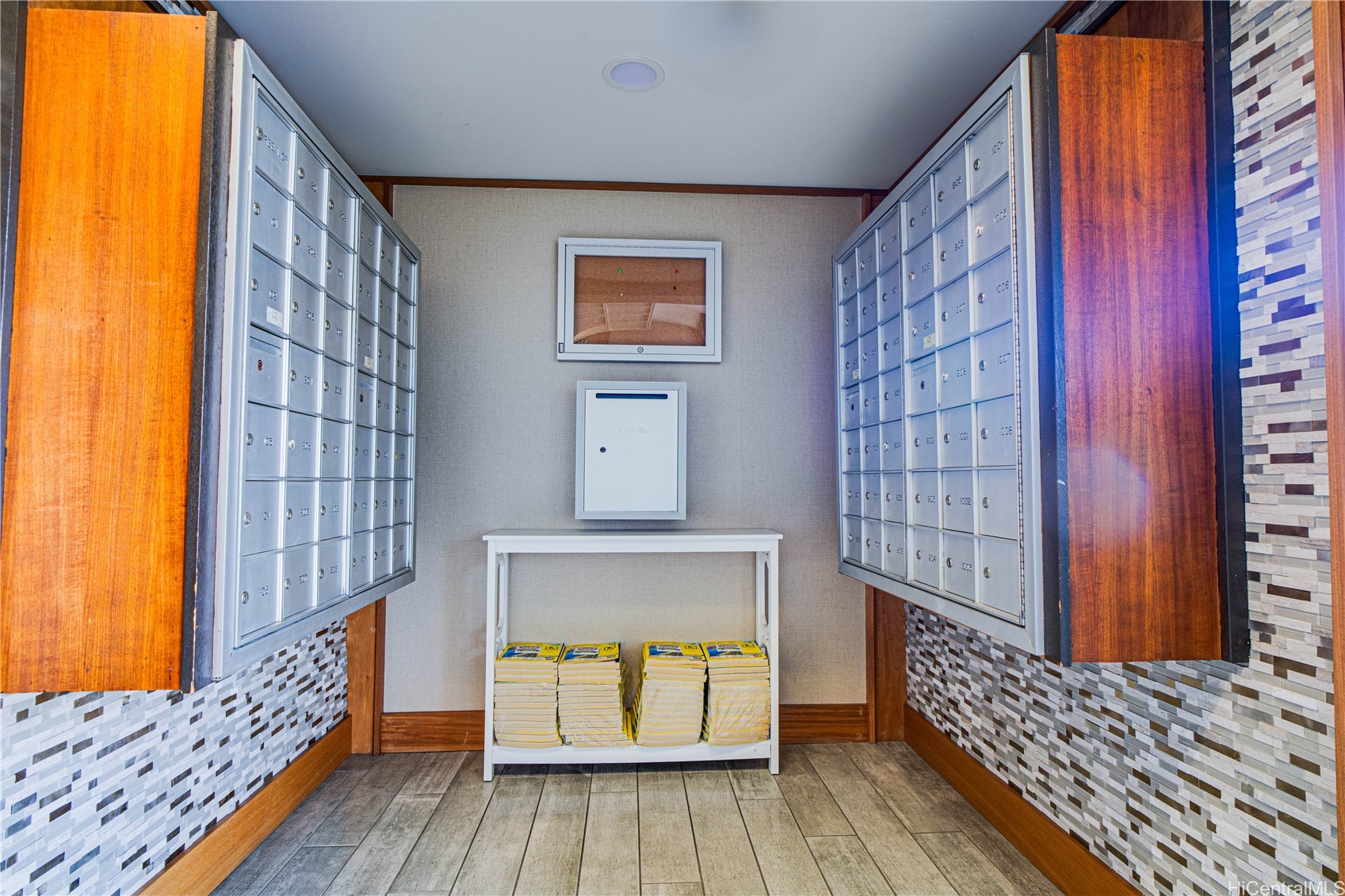 509 University Avenue 908 Property Photo 17