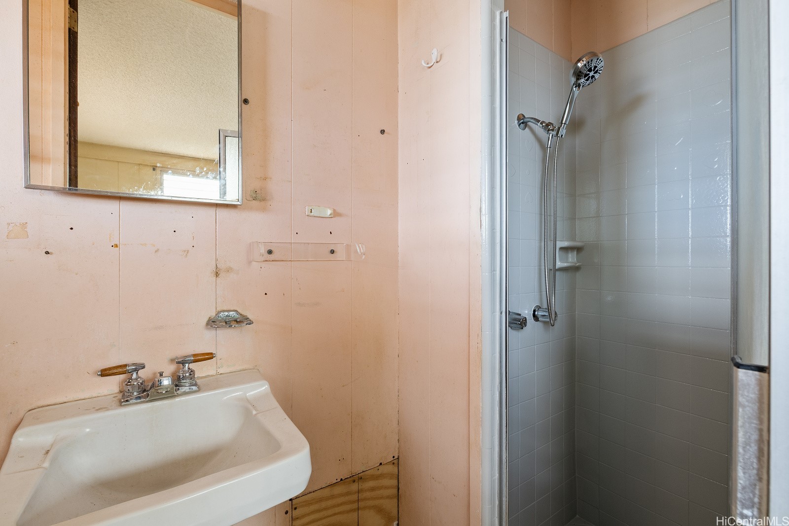 94-083 Hulahe Street Property Photo 11