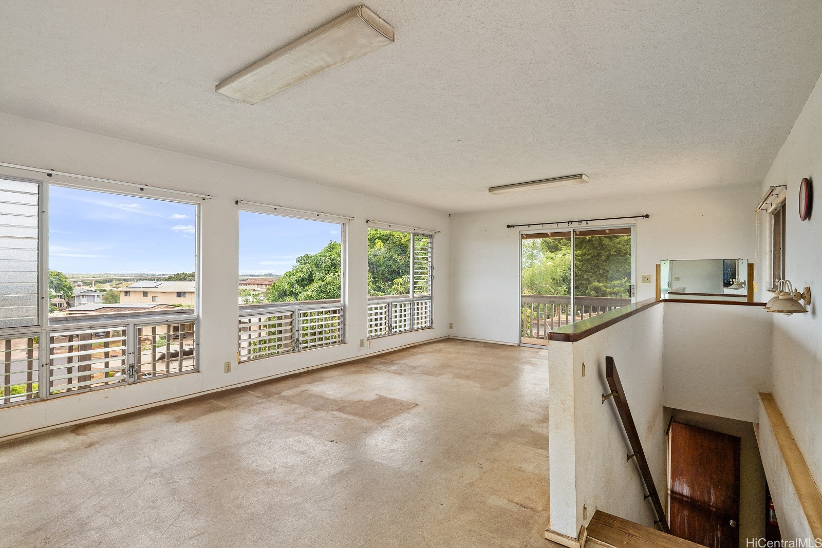 94-083 Hulahe Street Property Photo 14