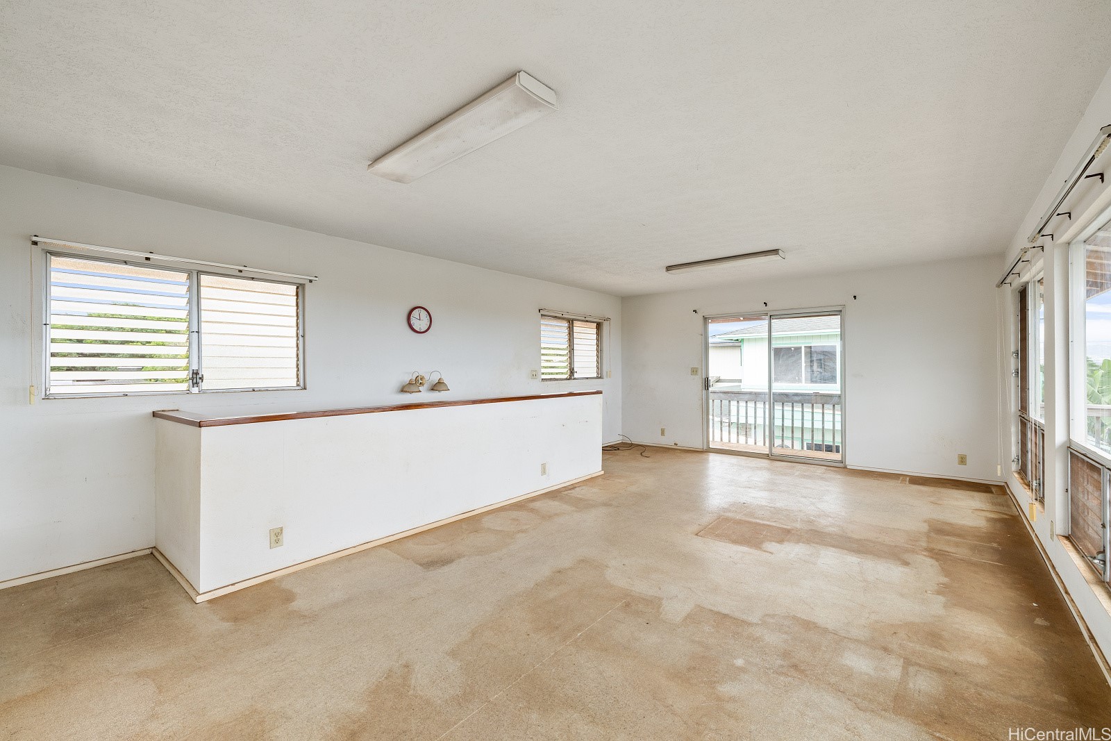 94-083 Hulahe Street Property Photo 16