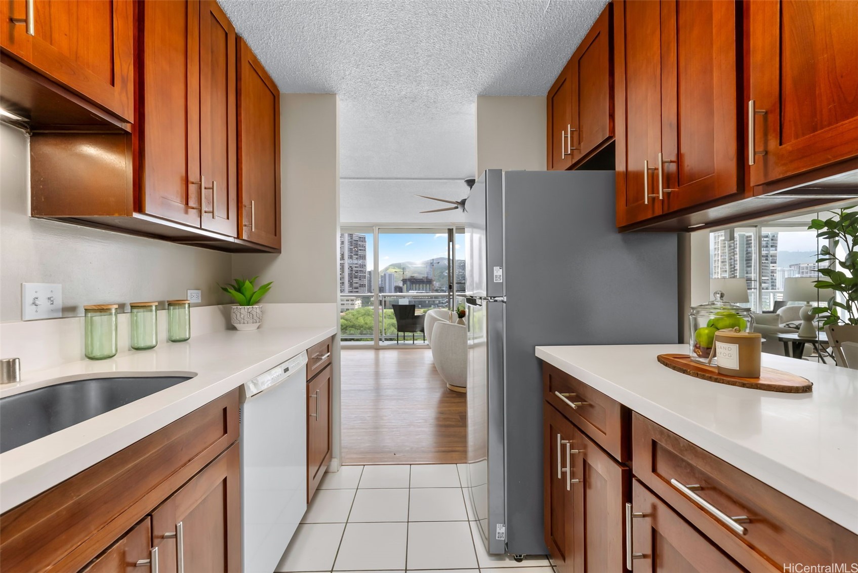 2233 Ala Wai Boulevard 9b Property Photo 8
