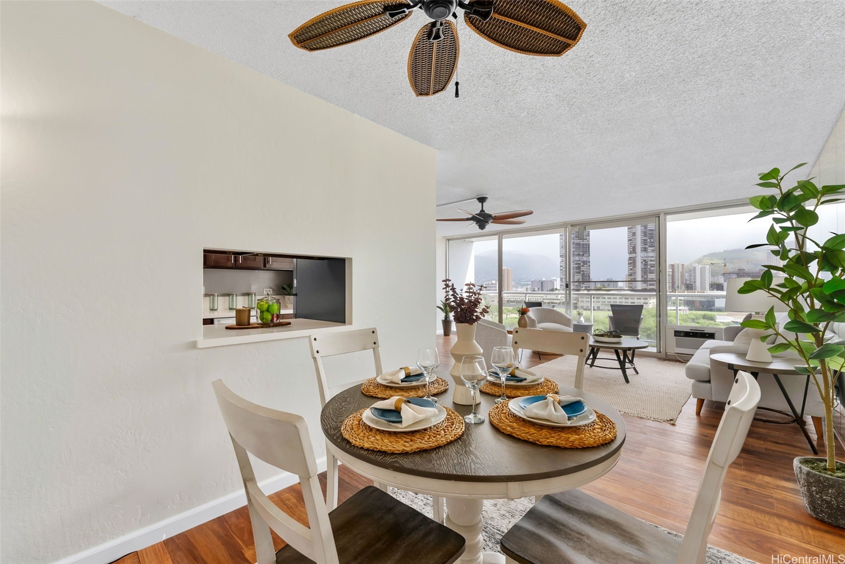 2233 Ala Wai Boulevard 9b Property Photo 11