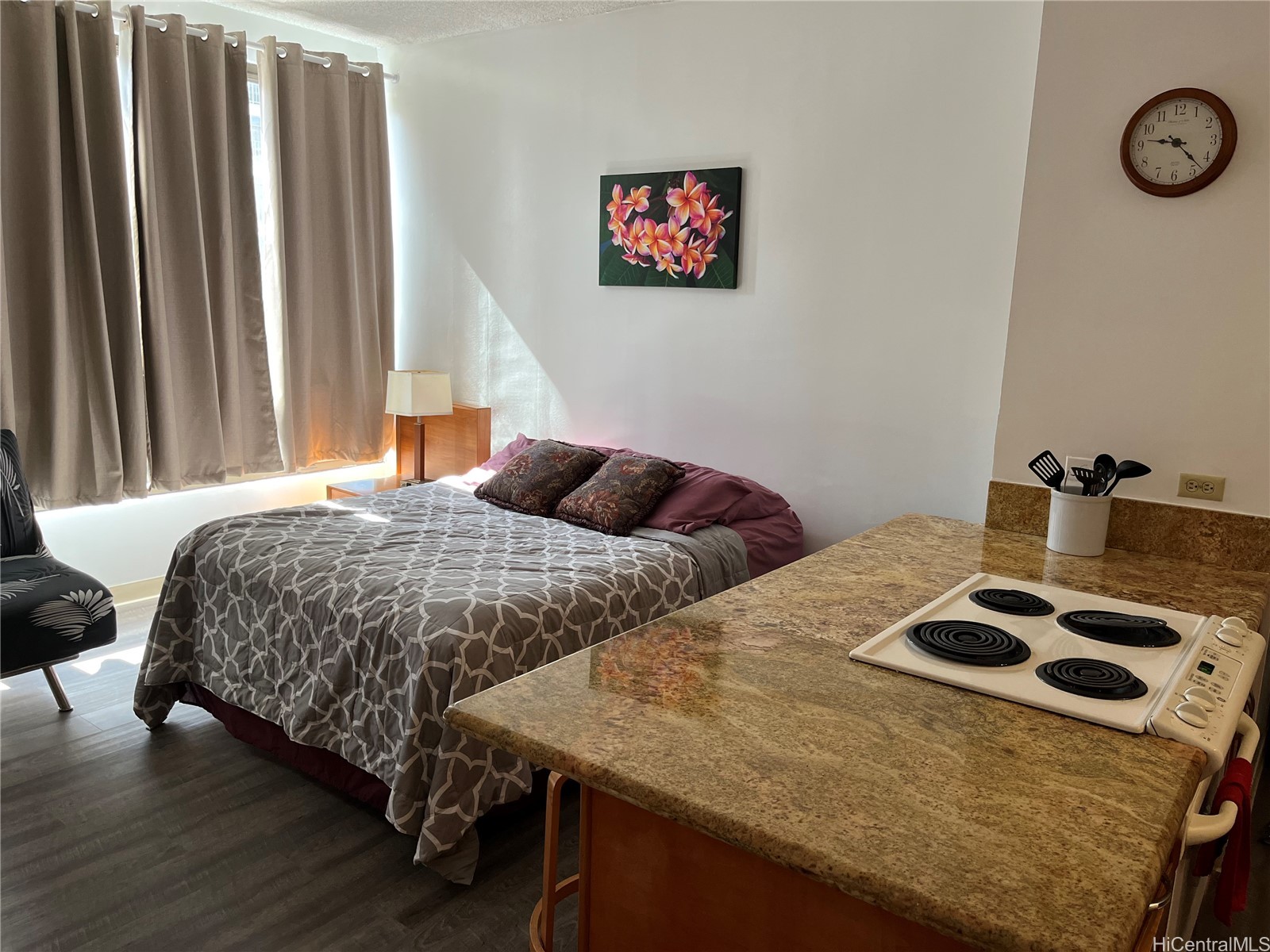 1778 Ala Moana Boulevard 1015 Property Photo 2