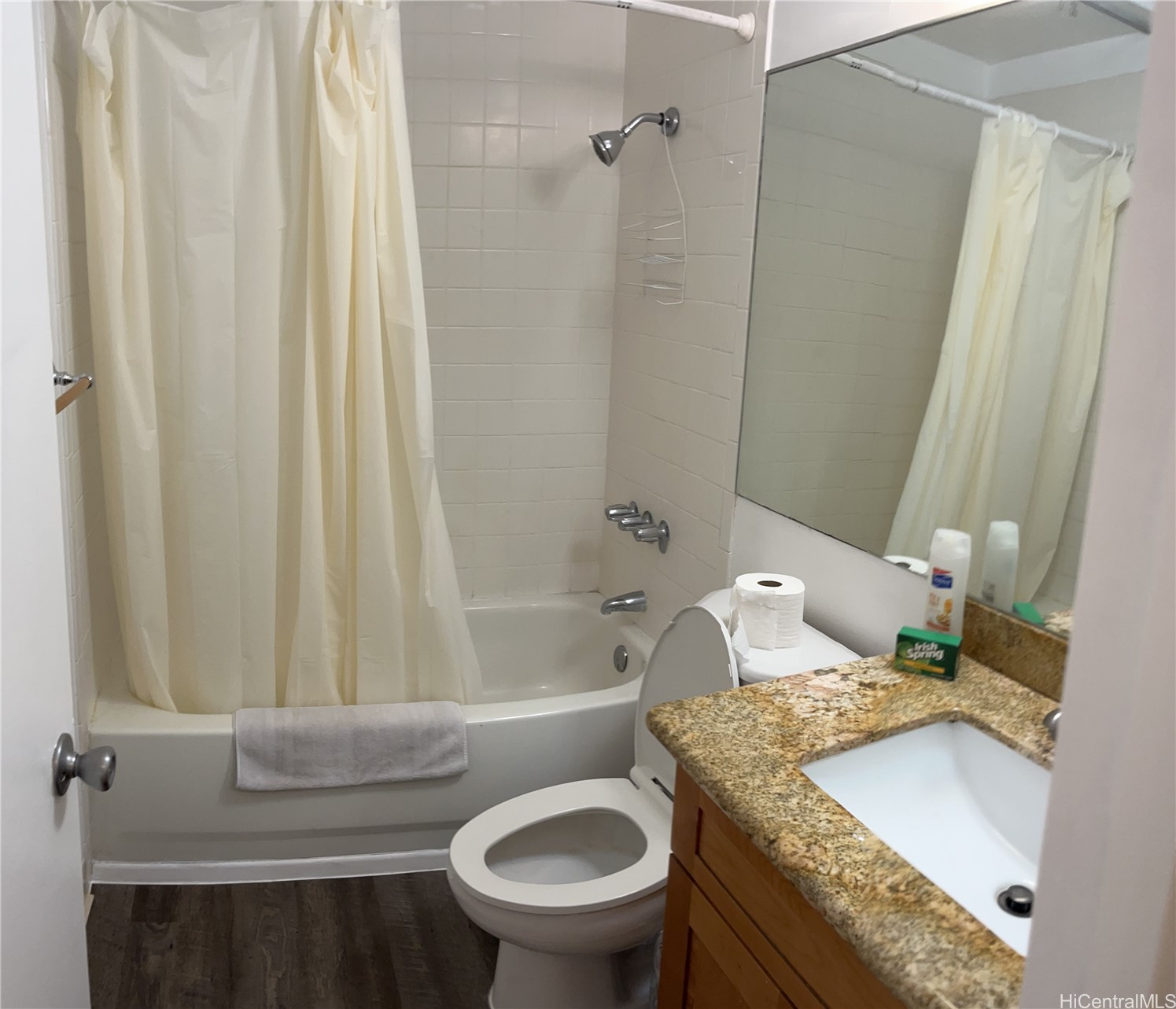 1778 Ala Moana Boulevard 1015 Property Photo 3