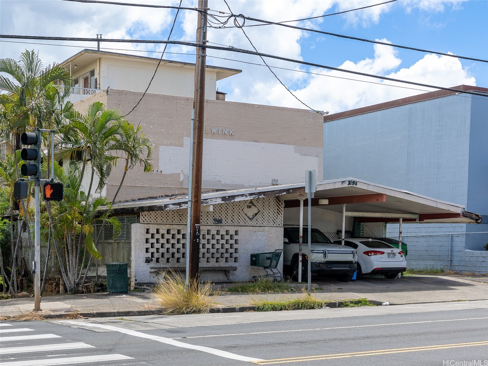 3154 Waialae Avenue Property Photo 5