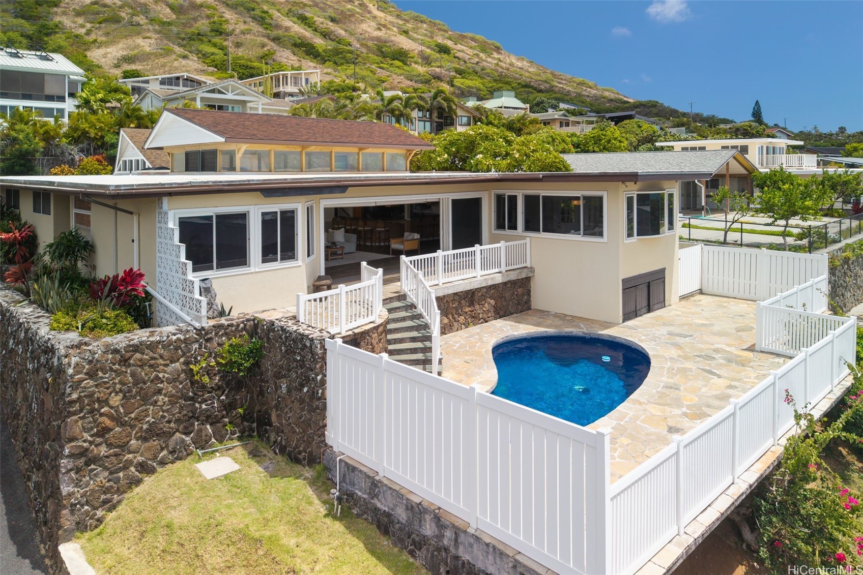251 Poipu Drive Property Photo 18