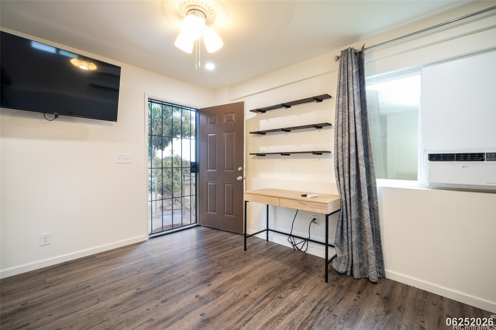99-1056 Manako Place B Property Photo 6