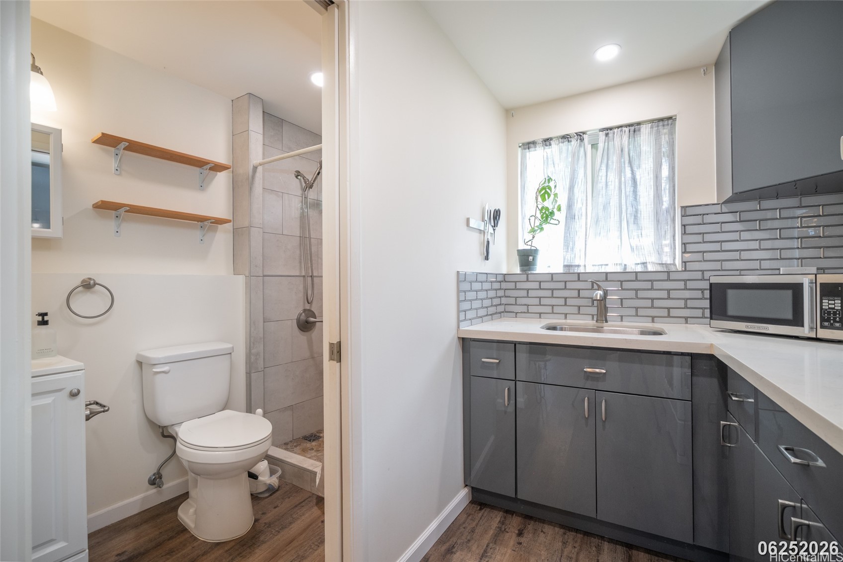 99-1056 Manako Place B Property Photo 10