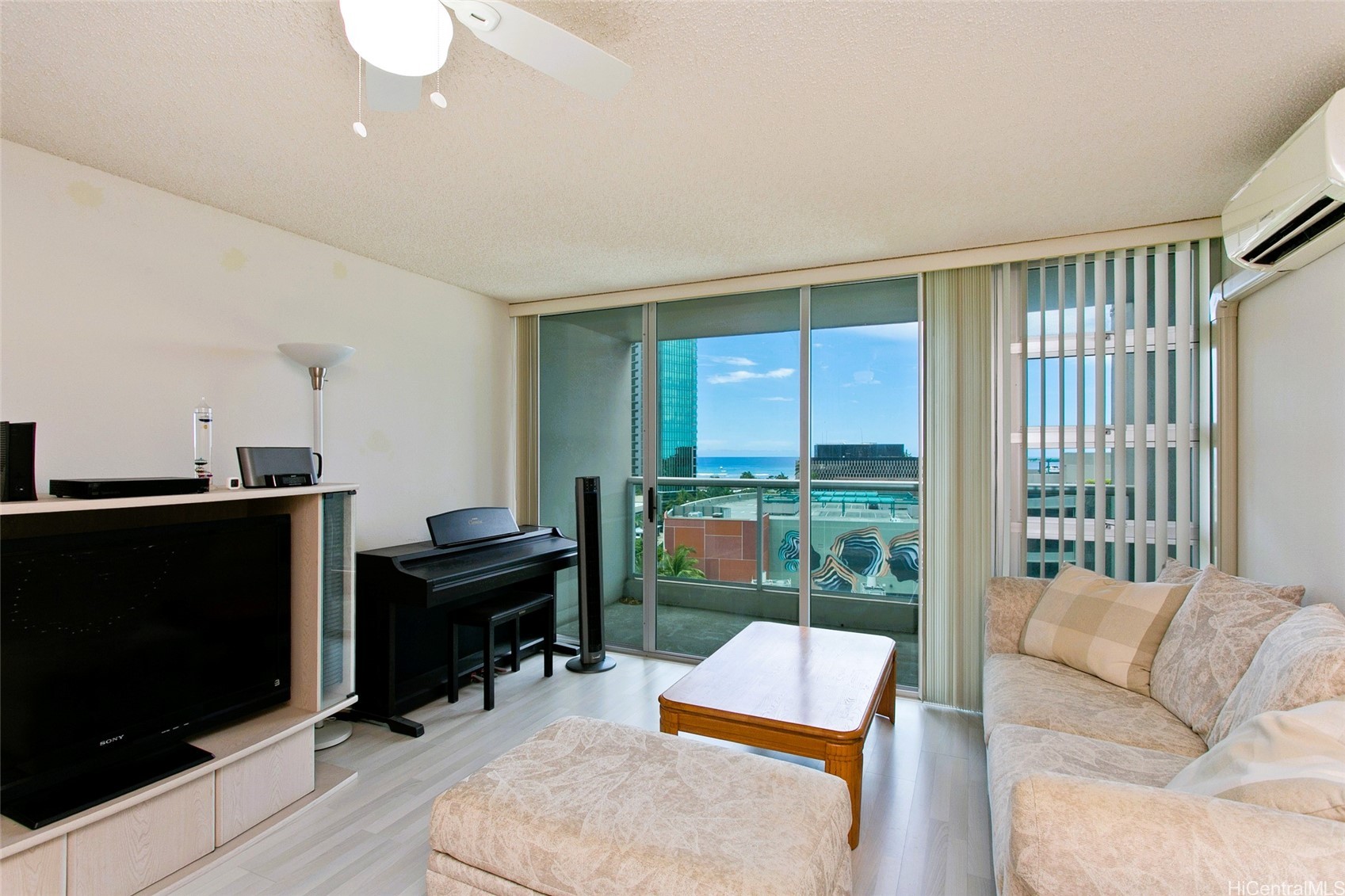 1133 Waimanu Street 1004 Property Photo 5