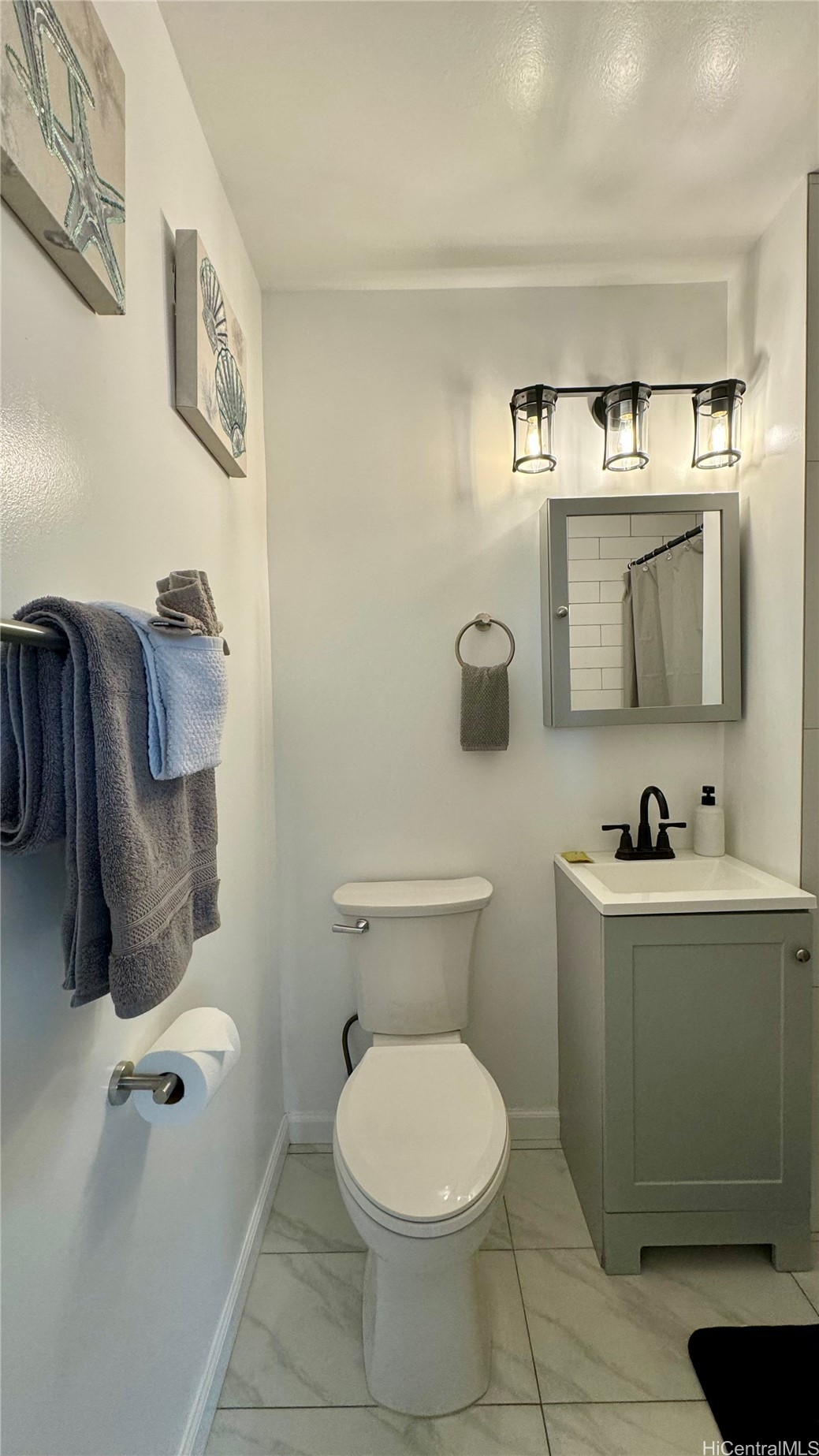 455 Lewers Street Property Photo 7
