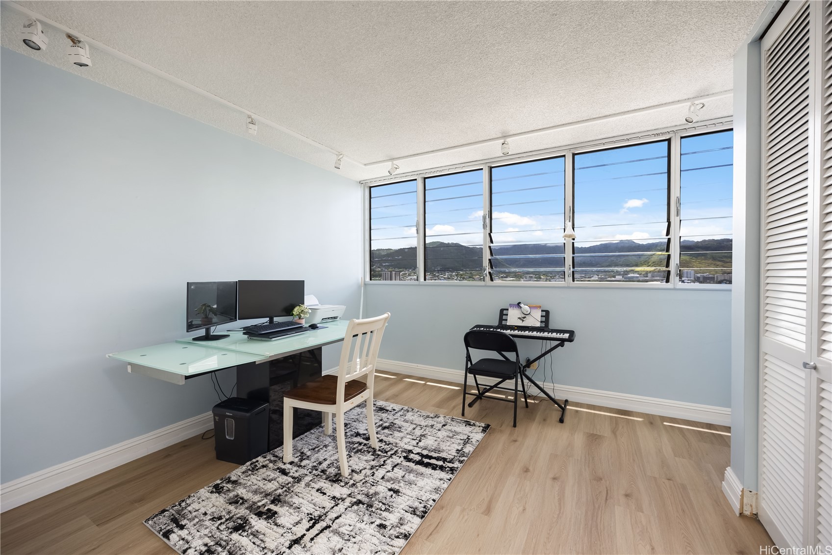 500 University Avenue 2204 Property Photo 15