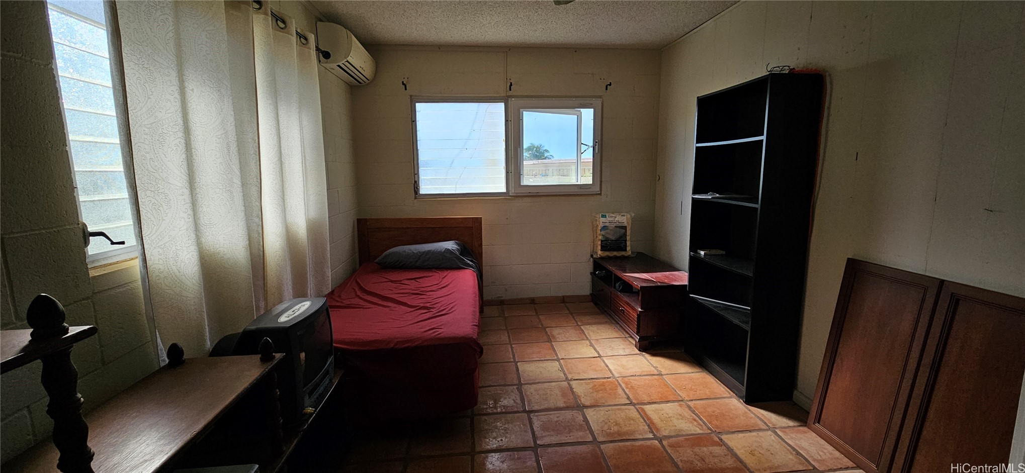 28 Poipu Drive Property Photo 4