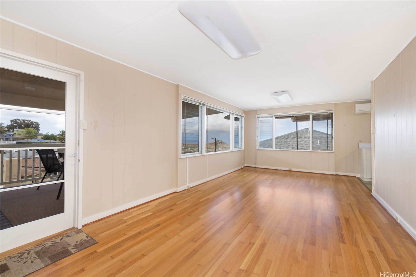 1938 Bertram Street Property Photo 3
