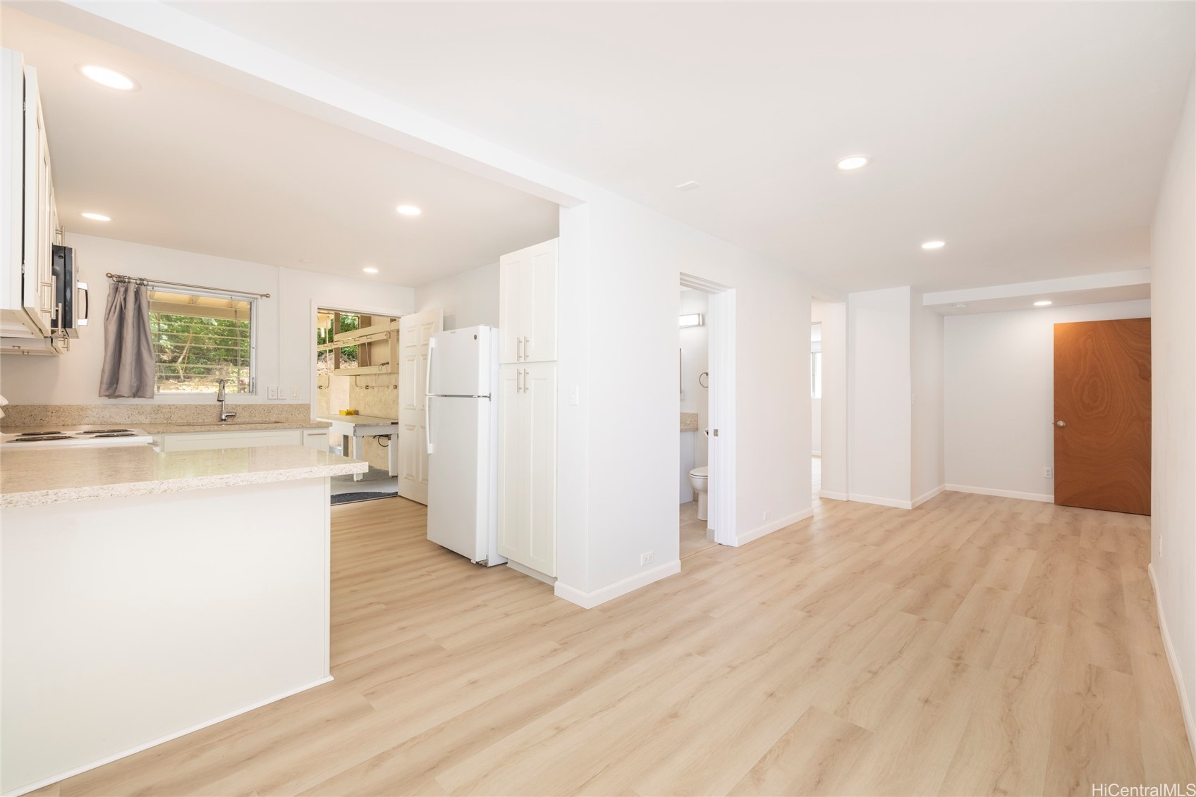 1938 Bertram Street Property Photo 12