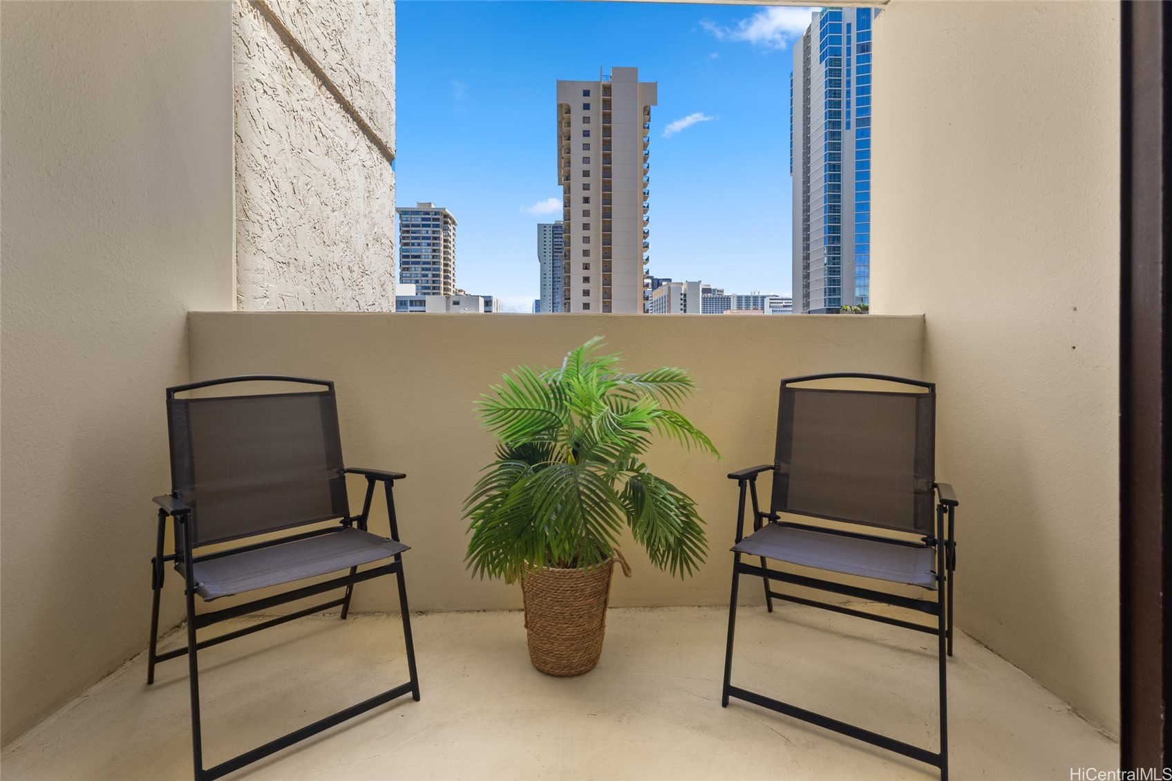2092 Kuhio Avenue 806 Property Photo 9