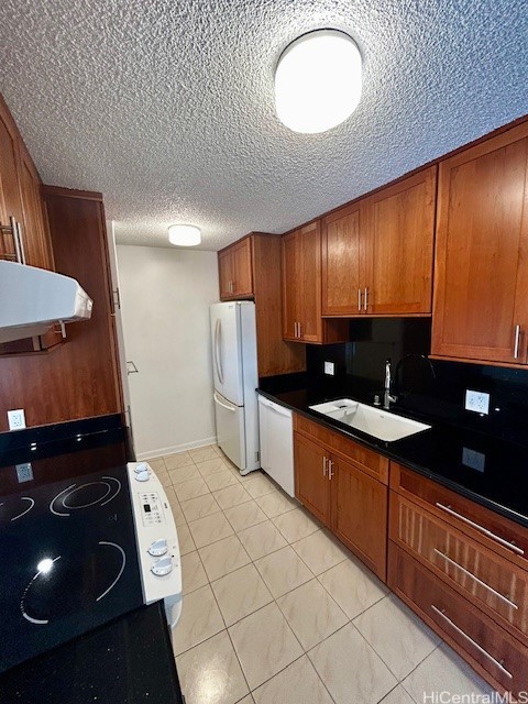 2600 Pualani Way 105 Property Photo 4