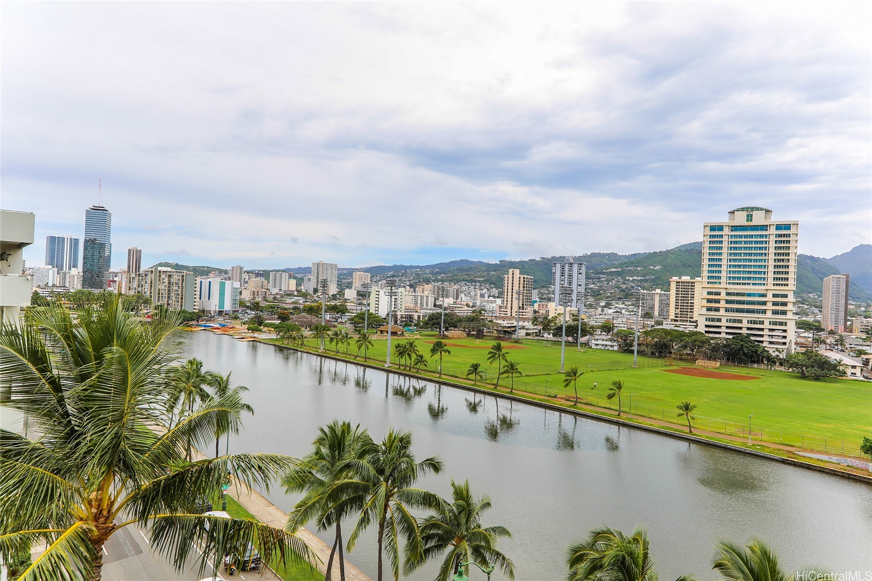 2029 Ala Wai Boulevard 801 Property Photo 2