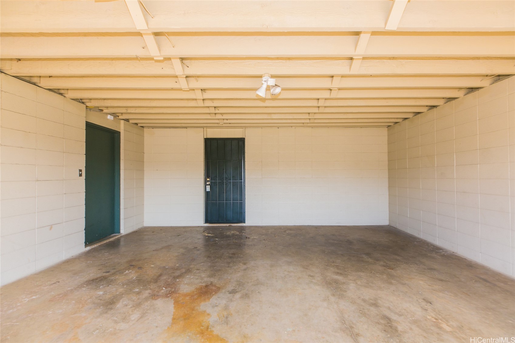 1112 4th Avenue Property Photo 2