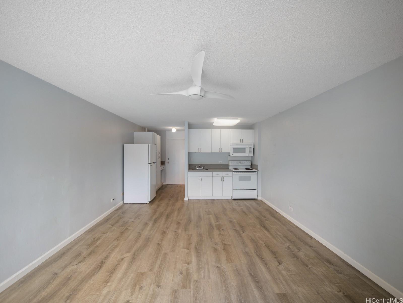 1718 Anapuni Street 303 Property Photo 11