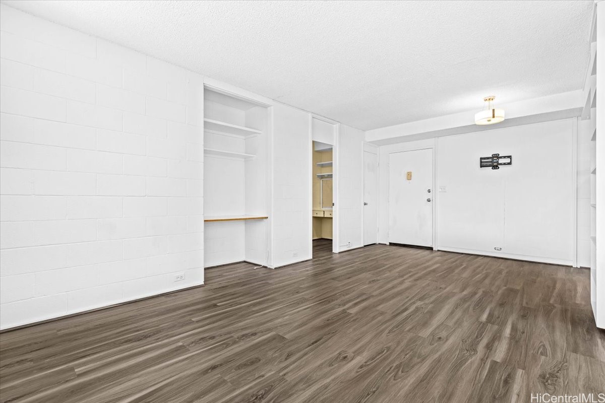 509 University Avenue 607 Property Photo 11