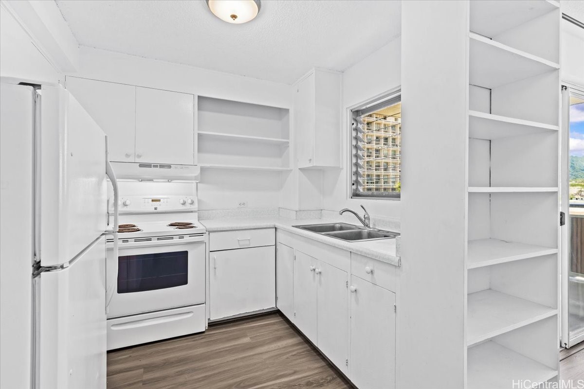 509 University Avenue 607 Property Photo 14