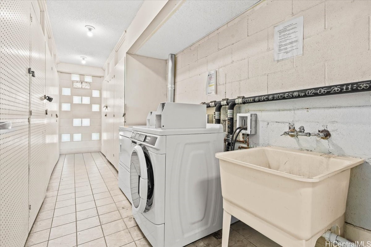 509 University Avenue 607 Property Photo 22