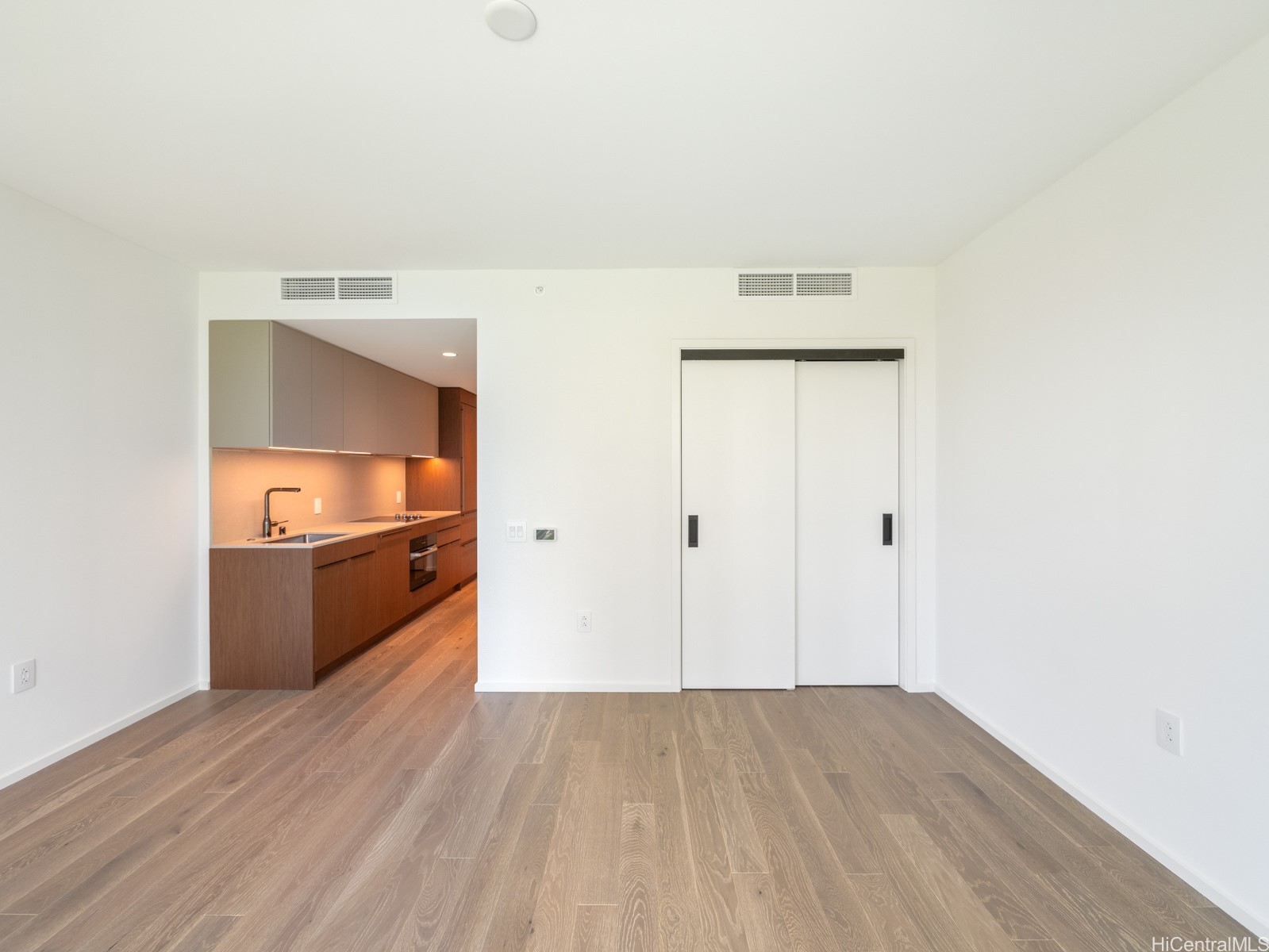 333 Ward Avenue 420 Property Photo 10