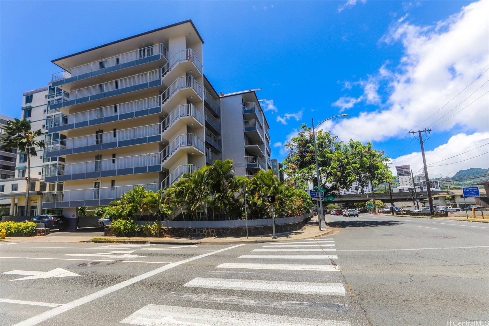 1314 Piikoi Streets 201 Property Photo 2