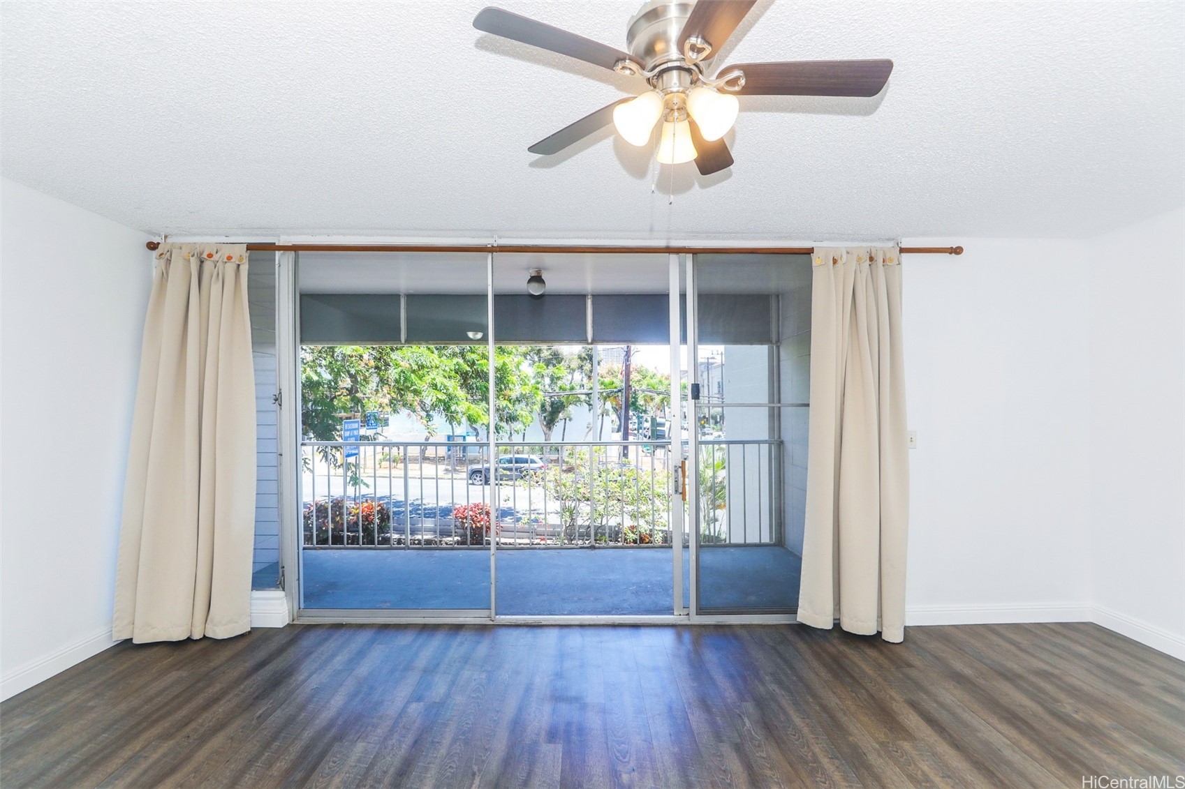 1314 Piikoi Streets 201 Property Photo 3