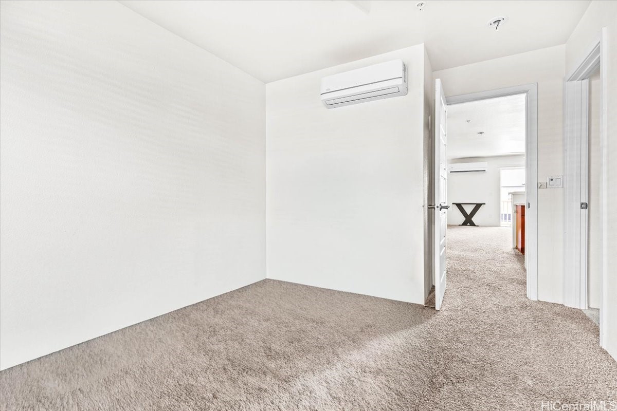 458 Manawai Street 406 Property Photo 6