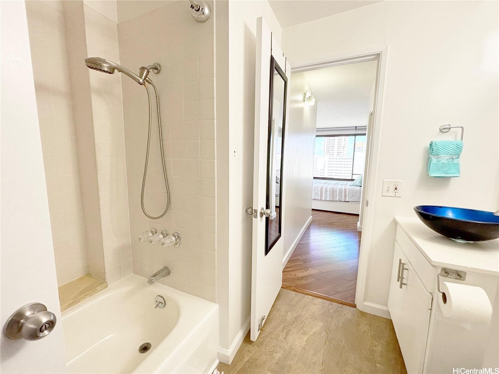1778 Ala Moana Boulevard 2506 Property Photo 13