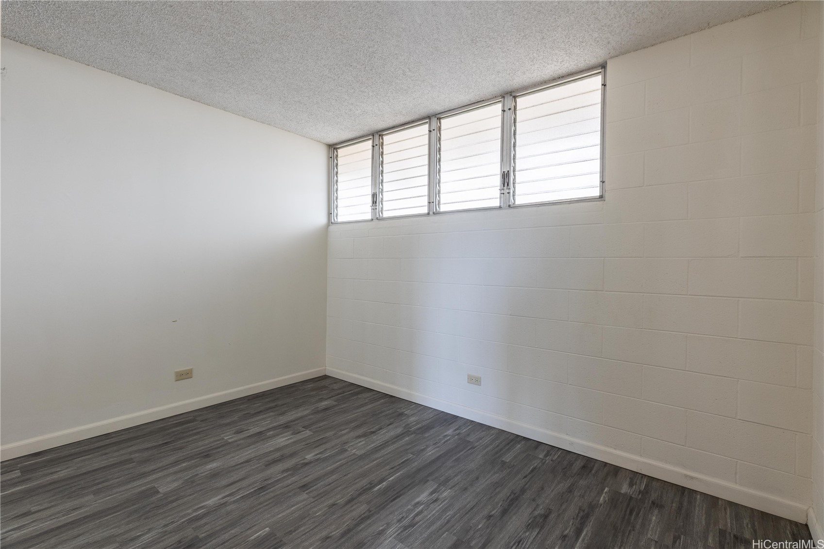 2630 Kapiolani Boulevard 1403 Property Photo 10