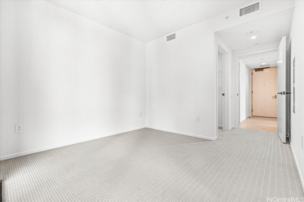 333 Ward Avenue 603 Property Photo 13