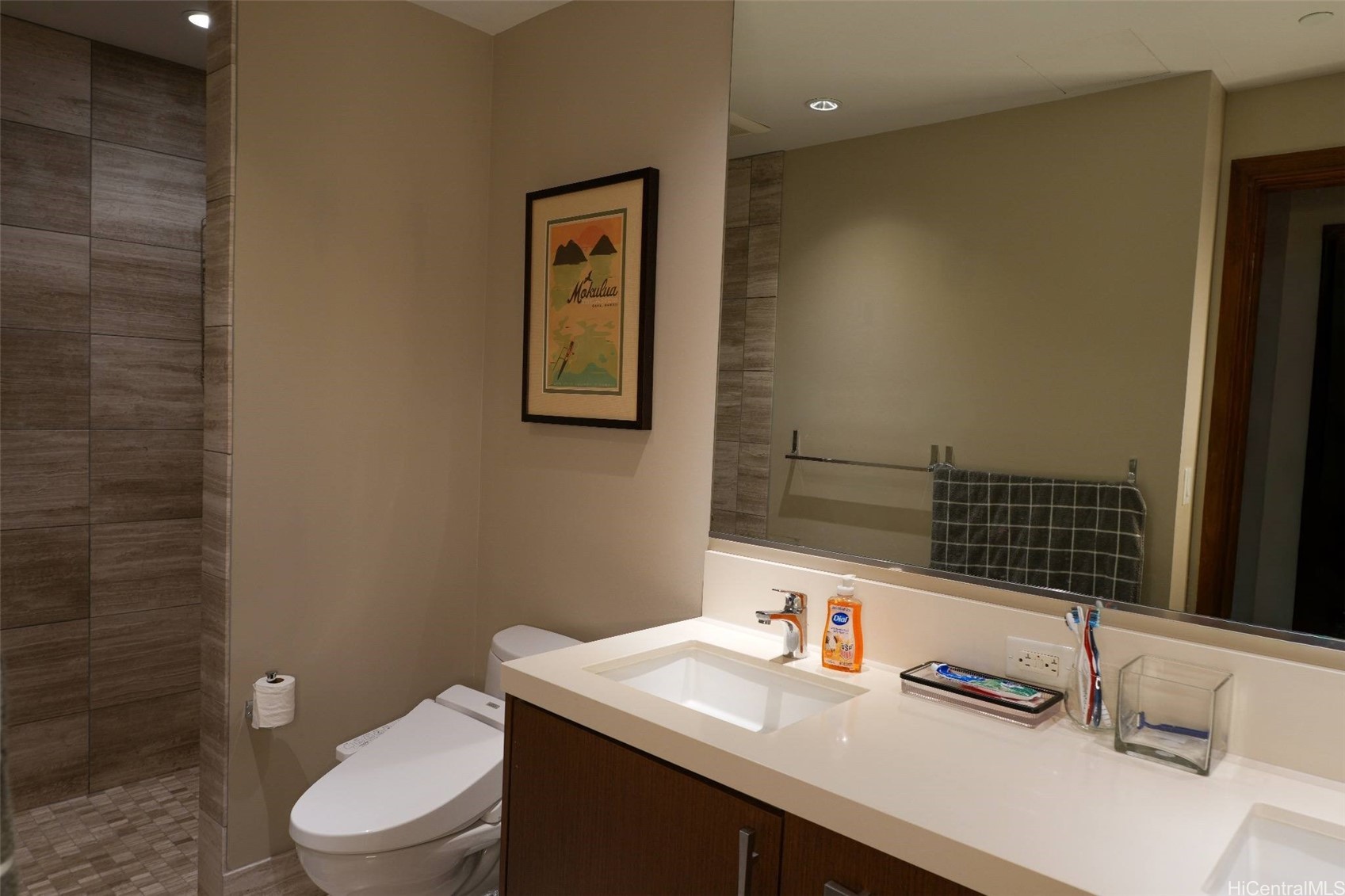 1555 Kapiolani Boulevard 1412 Property Photo 8