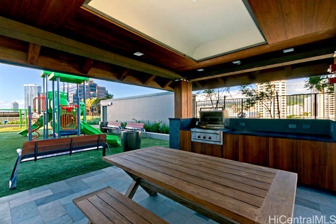1555 Kapiolani Boulevard 1412 Property Photo 16